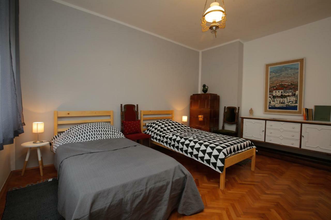 Pietas Iulia Apartment Pula Exterior foto