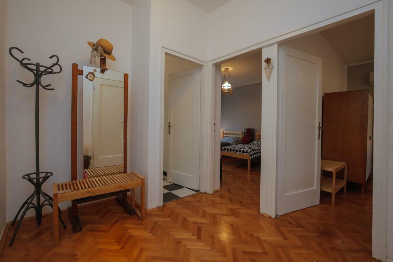 Pietas Iulia Apartment Pula Exterior foto